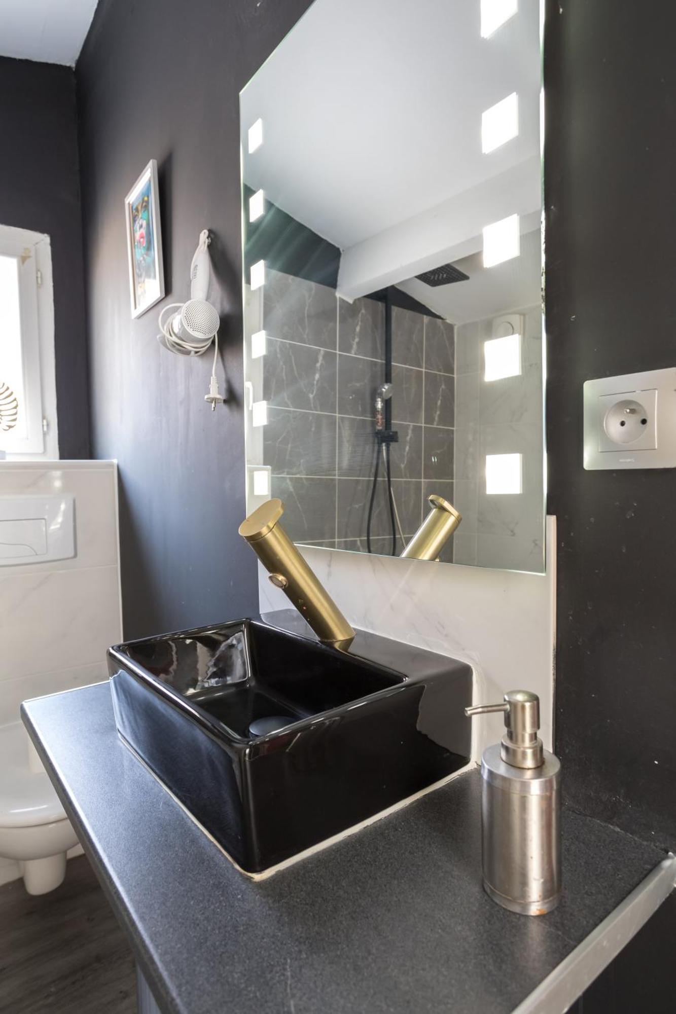 Ferienwohnung Jacuzzi Terrasse Centre Narbonne Exterior foto