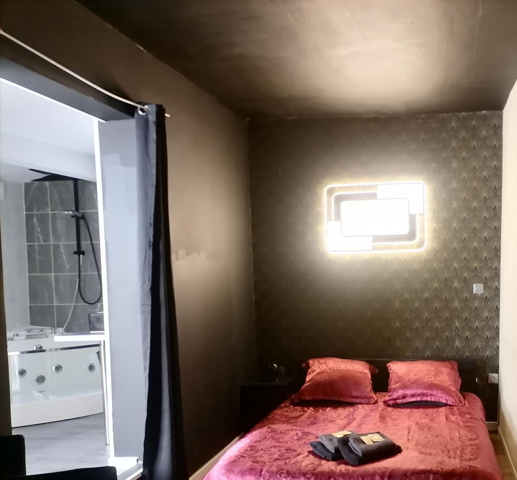 Ferienwohnung Jacuzzi Terrasse Centre Narbonne Exterior foto